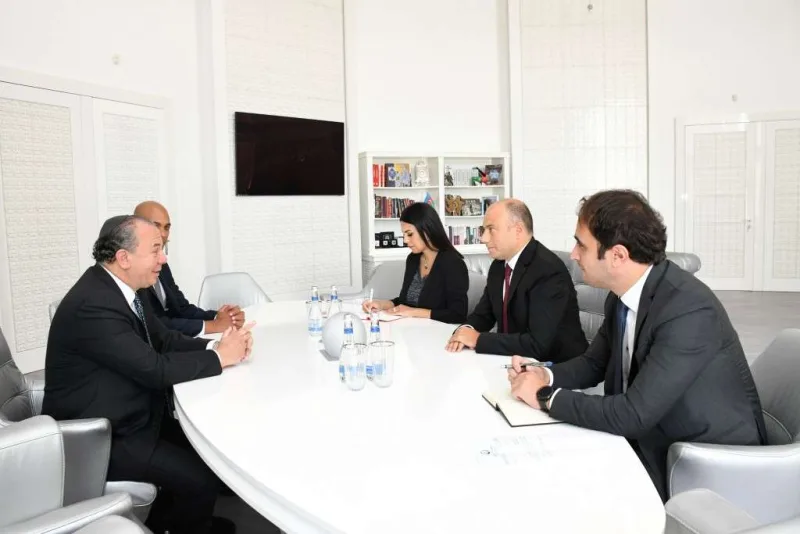 Mədəniyyət naziri Mark Şnayerlə görüşdü