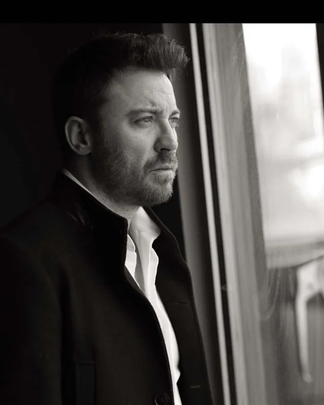 Ayrılıq səbəbini açıqladı