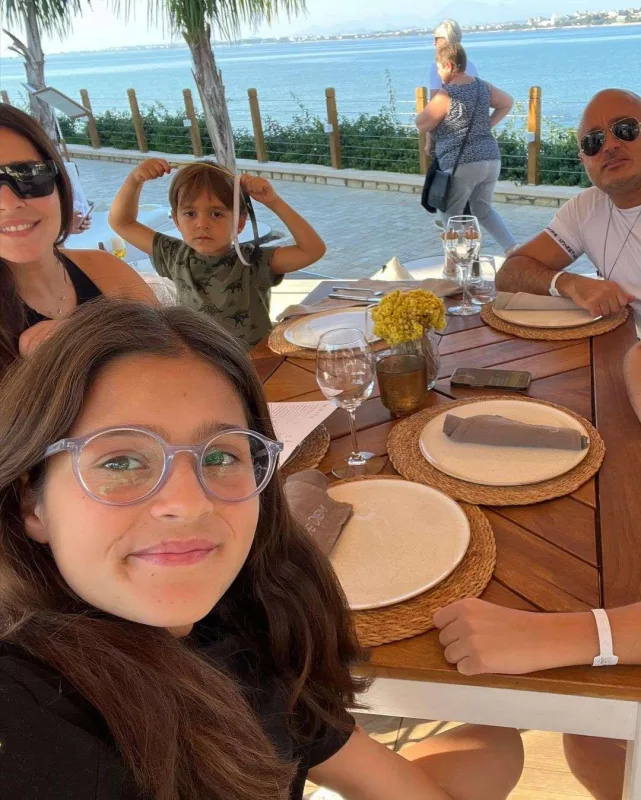 Miri Yusifdən ailə səyahəti...