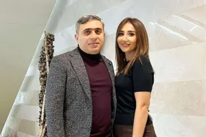 Aytəkin həyat yoldaşı ilə...