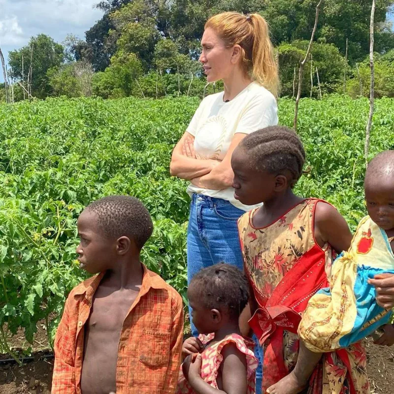 Xoşqədəmlə Doğuşun yardım etdiyi kəndin adı Qarabağ oldu
