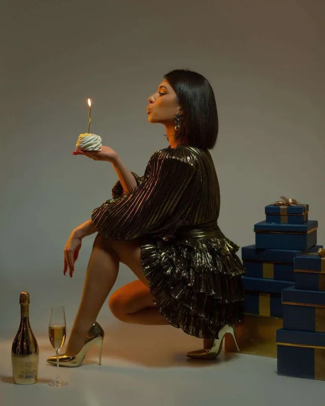 Bir libas, üç fərqli xanım…