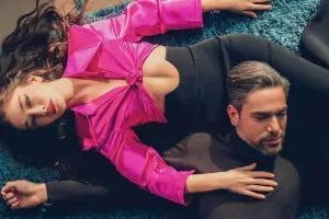 Neslihanla Kadirdən iddialı pozalar