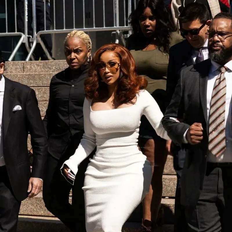 Kardi Biyə cəza verildi