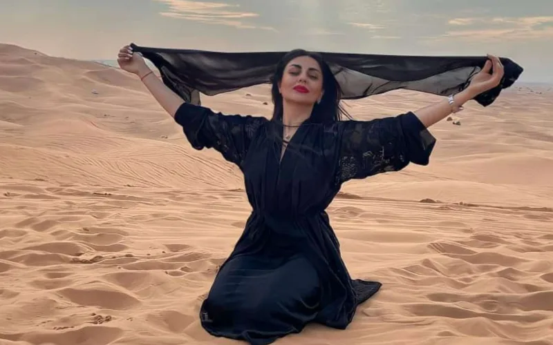 Gülay qızıyla Dubaya yollandı