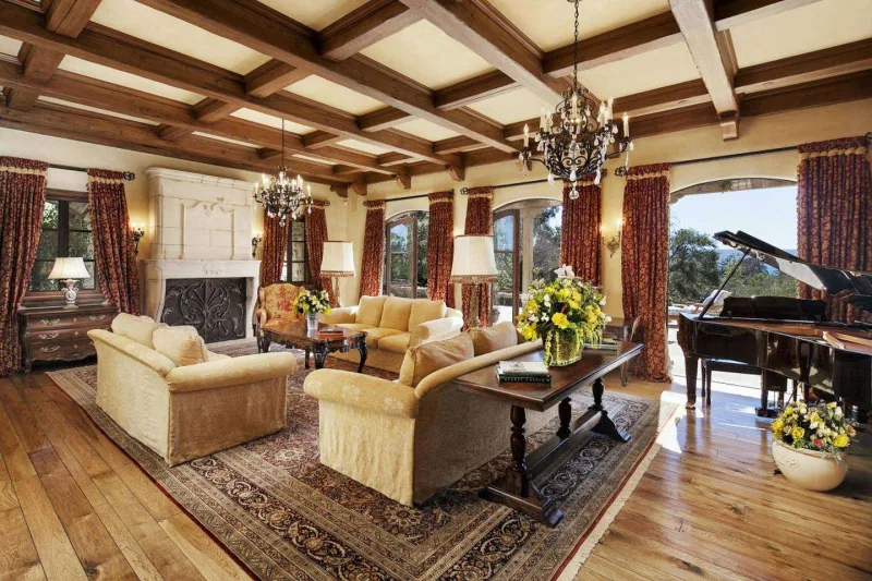 Meqanla Harri evlərini 56 milyona satışa çıxardı