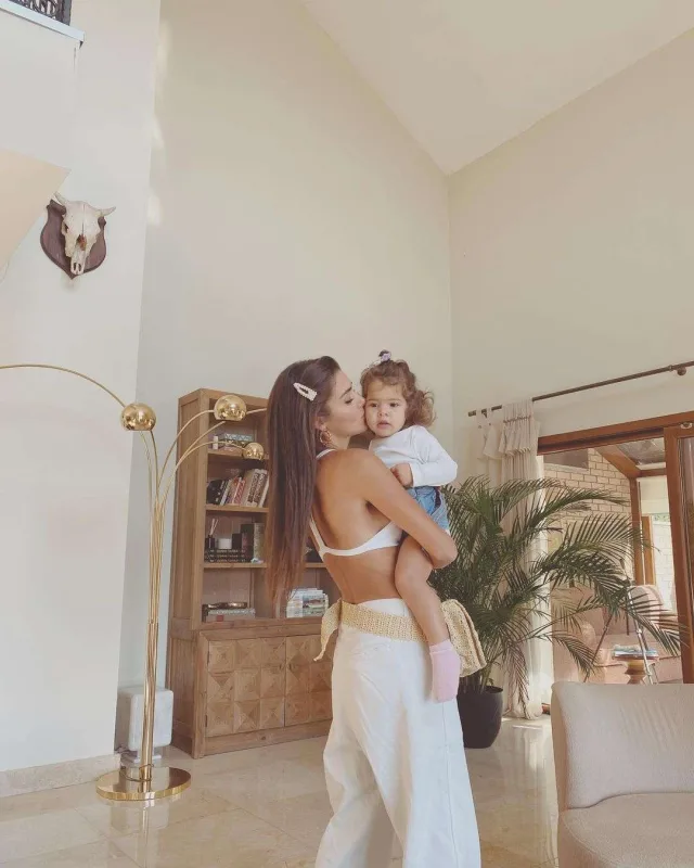 3 yaşlı bacısı qızı xərçəngdən müalicə olunur