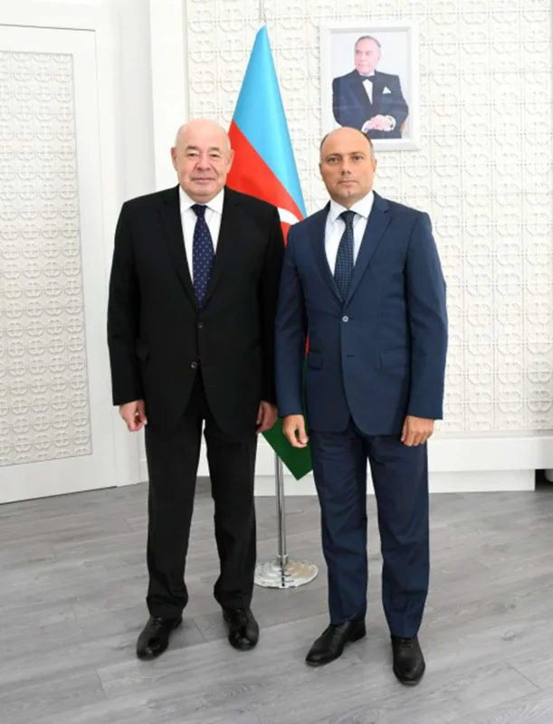 Nazir Mixail Şvıdkoyla görüşüb