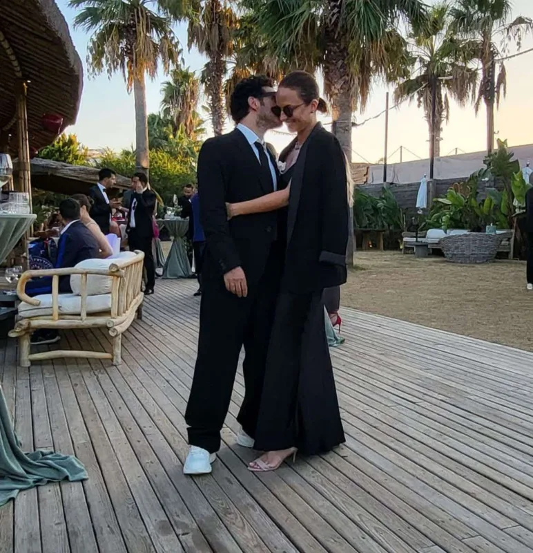 Gizli aşiqlərdən ilk foto