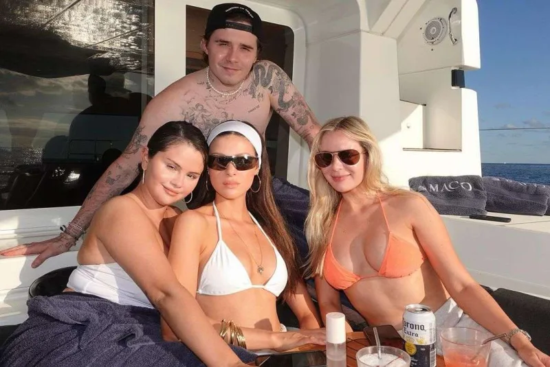 Eyni döyməni etdirdilər