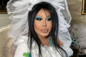 Həyatından bəhs edən film üçün razılaşma imzaladı