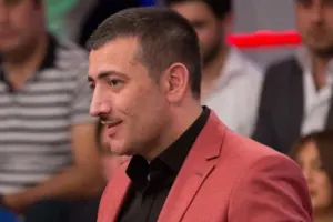 Ələkbər sükutu pozdu - Açıqlama yaydı