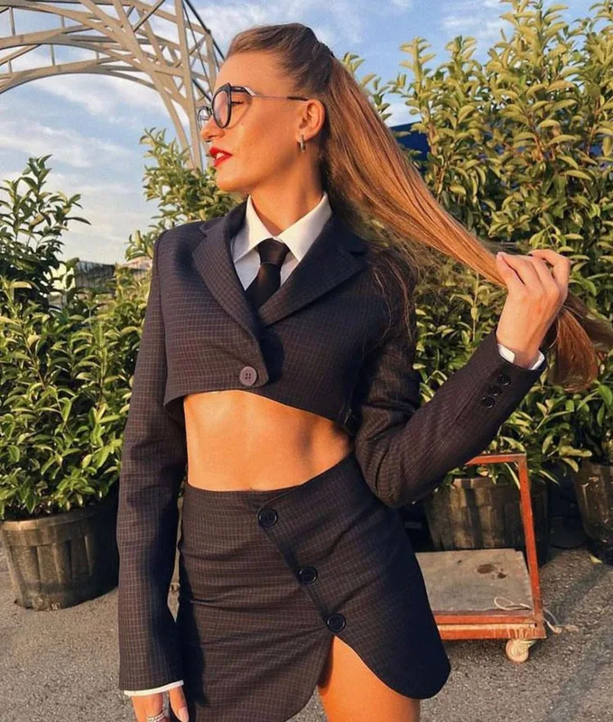 350 minlik tərzi ilə gündəm oldu