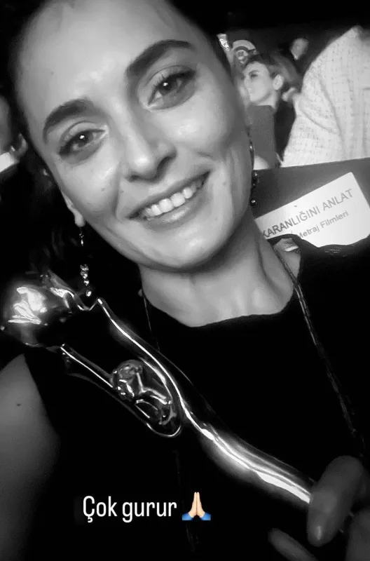 Aslıhanı ən yaxşı aktrisa seçdilər