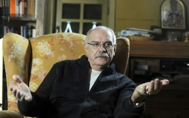 Məşhur rejissor xəstəxanaya yerləşdirildi