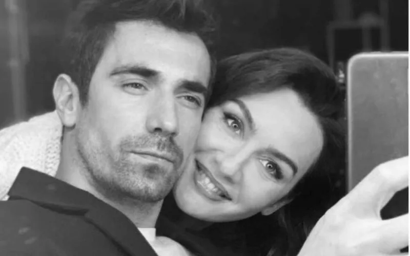 Birce ilə yox, rəfiqəsiylə sevgilidir!