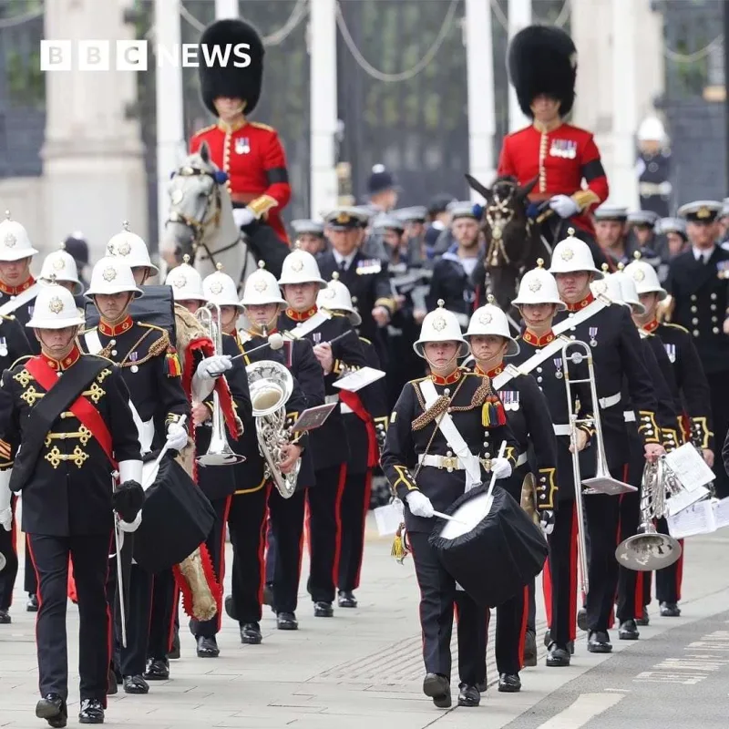 Kraliça dəfn olundu - Yenilənib