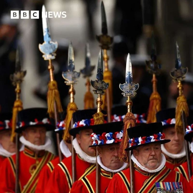 Kraliça dəfn olundu - Yenilənib