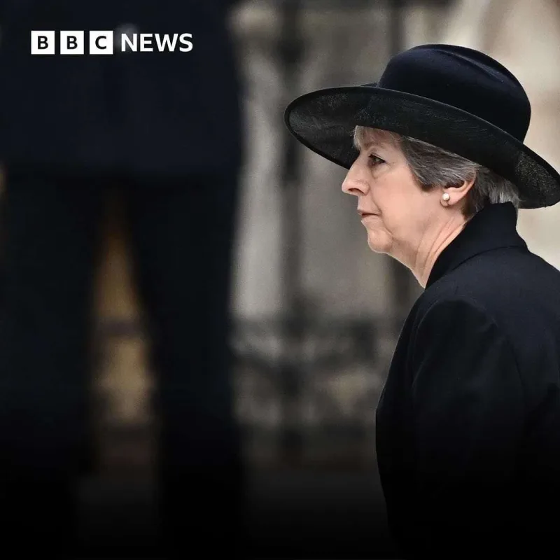 Kraliça dəfn olundu - Yenilənib