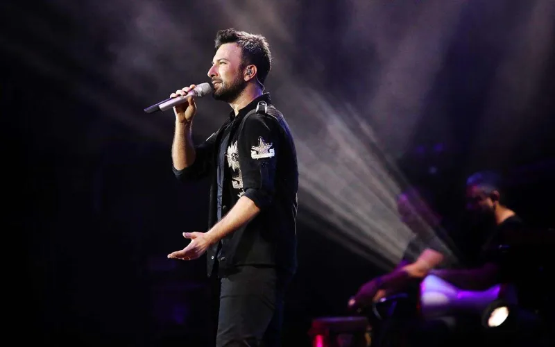 Bakıdakı toydan 1 milyon alacaq