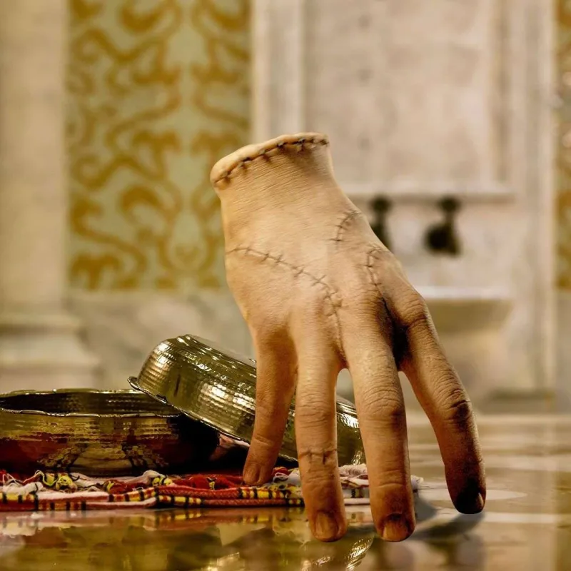 “Wednesday”dəki əl Türkiyədə olarsa...