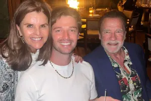 Şvarzenegger keçmiş xanımı ilə görüntüləndi