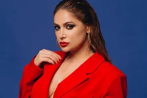 Nigardan rəngarəng fotosessiya