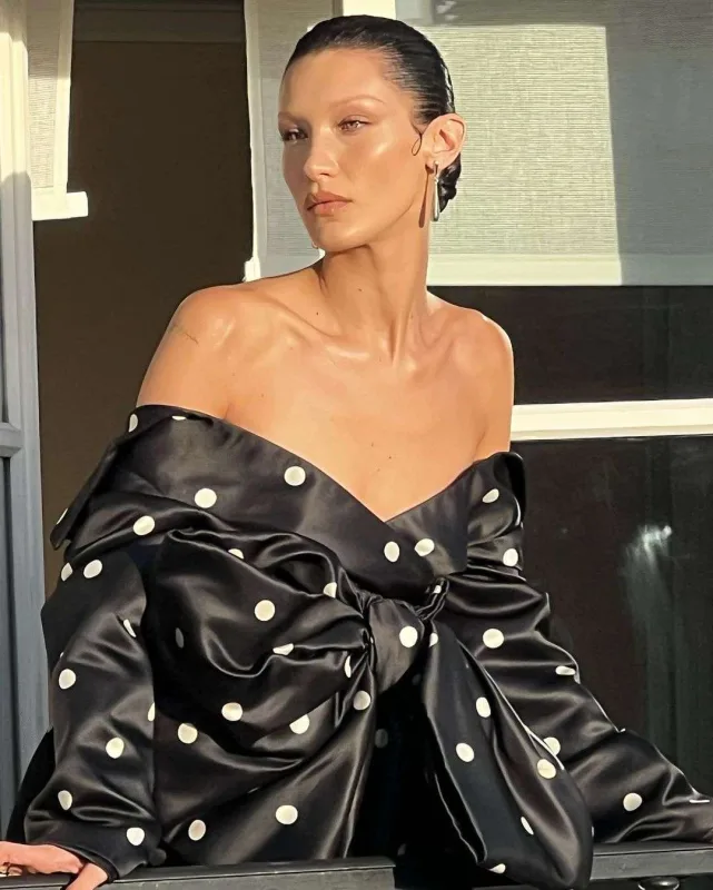 Bella İranda öldürülən Məhsanı paylaşdı