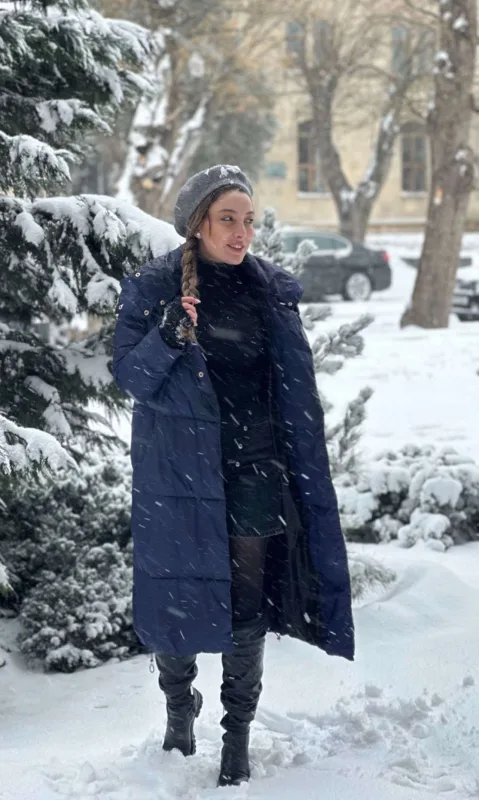 Qara sevinən məşhurlar