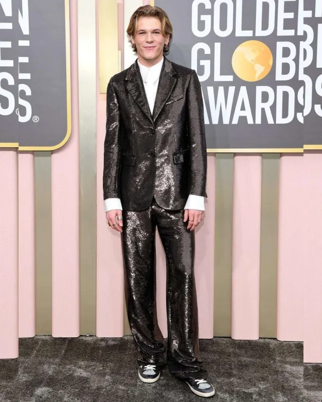 Qırmızı xalıda qadın hakimiyyəti