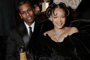 Rihanna oğlunun atası ilə “Qızıl Qlobus”da