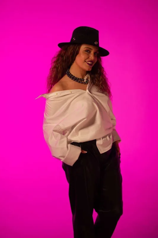 Çinarə klipi üçün müxtəlif obrazlarda