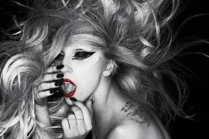 12 ildən sonra yenidən dünya çartına girdi