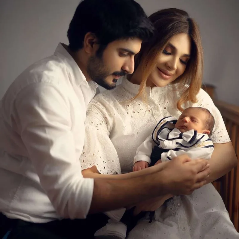 Yenə bir-birilərini izləmədən çıxardılar