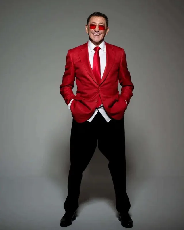 Leps günəş eynəklərindən sərvət qazandı