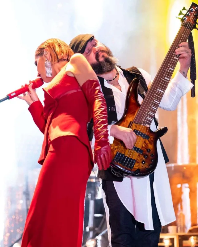 Sıla 5 il sonra Bakıya gəlir