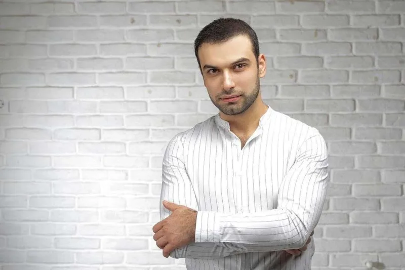 Virus səs tellərinə zərər verdi