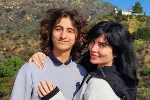 “Bu oğlan həyatımı zindan edib”