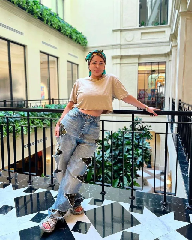 2600 dollarlıq şalvar bu dəfə Gülayın əynində