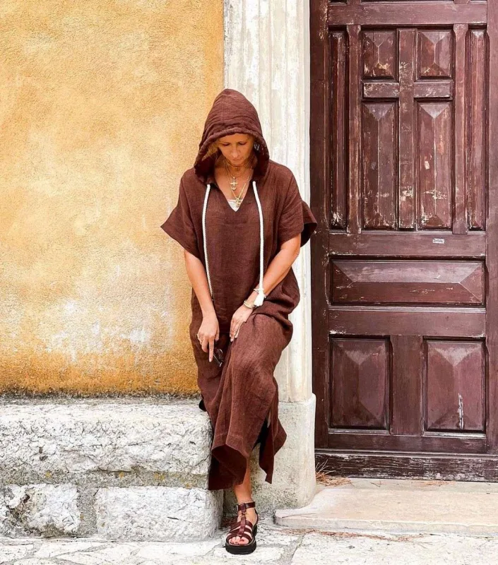 Rus blogerin 153 milyonluq əmlakına həbs qoyuldu