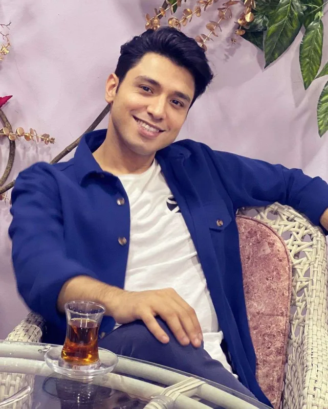 Kazım özünə avtomobil hədiyyə etdi