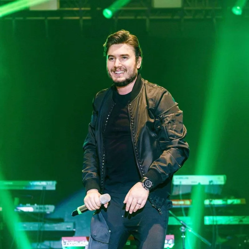 Mustafa Ceceli Manafın mahnısını oxudu