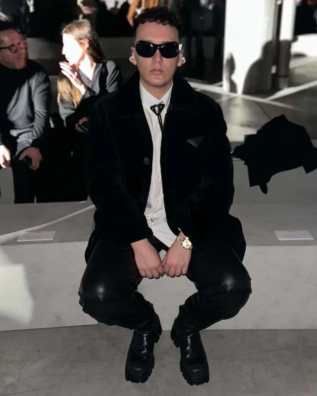 “Prada” Edisi Milana çağırdı