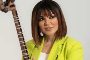 Trend olan mahnını tarda ifa etdi