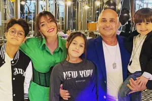 Miri Yusif ailəsini belə qarşıladı - Video