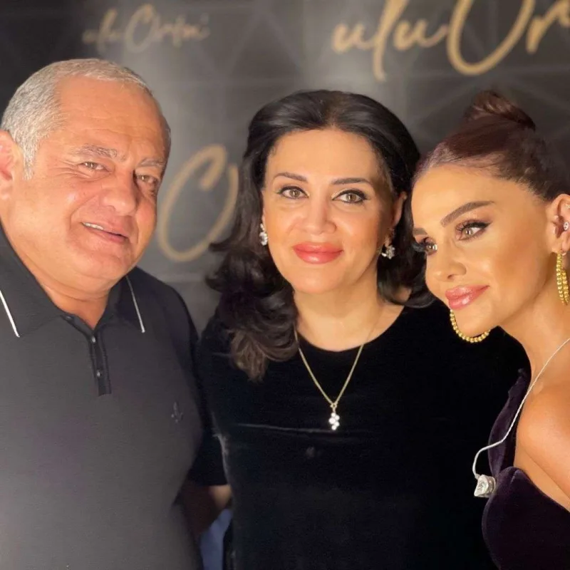 Anasının əməliyyat olunduğunu açıqladı