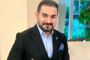 Rəşad xanımıyla toy şəklini paylaşdı