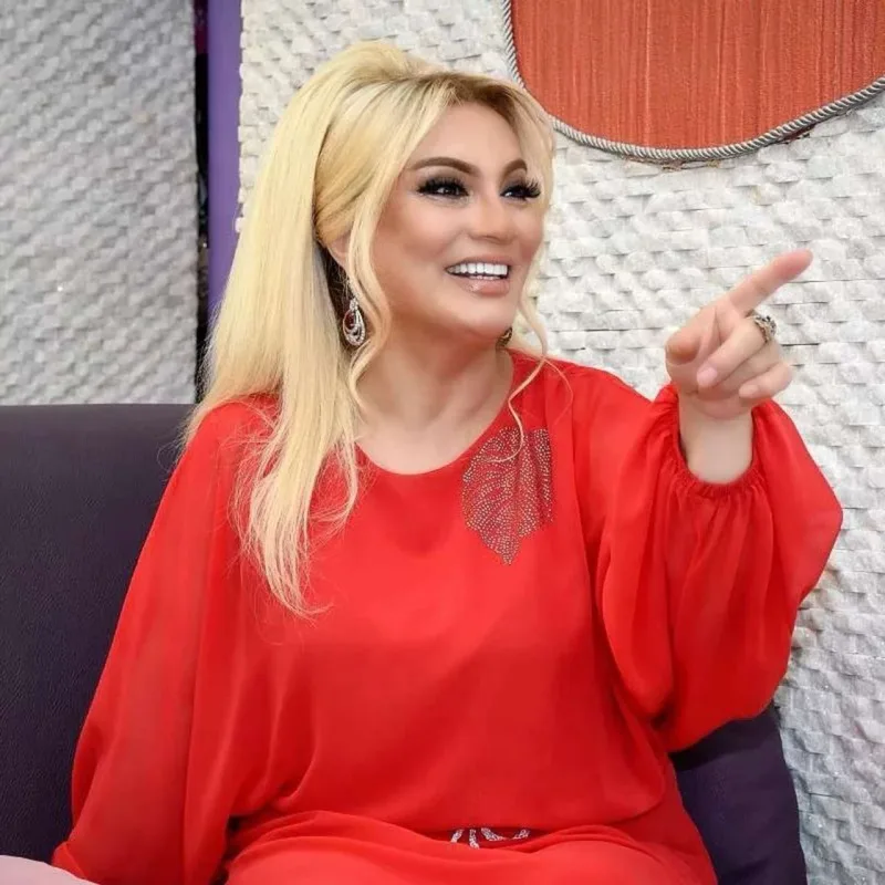 “Nüşabəni tanımağa məcburam?”