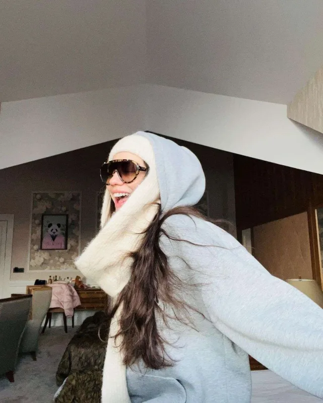 “Bütün mahnılarımı Demetə yazıram”