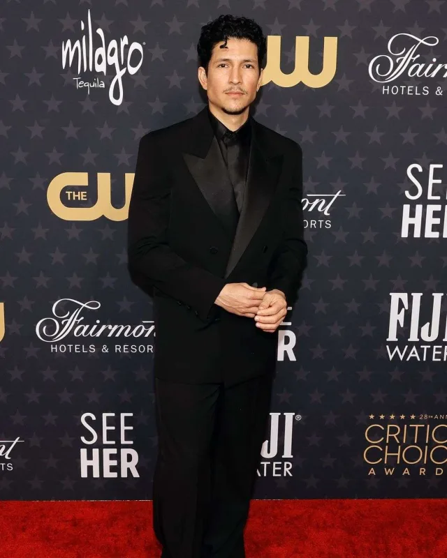 “Tənqidçilərin seçimi”ndə qırmızı xalı ulduzları